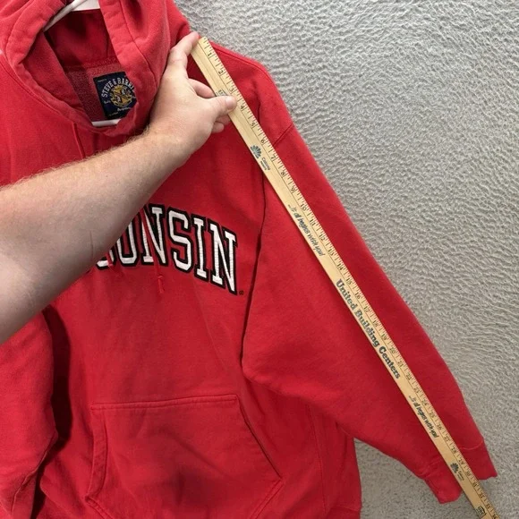 Vintage Wisconsin Badgers Sweatshirt Adult XL Red Hoodie Reverse Weave 90s Y2K - Picture 5 of 9